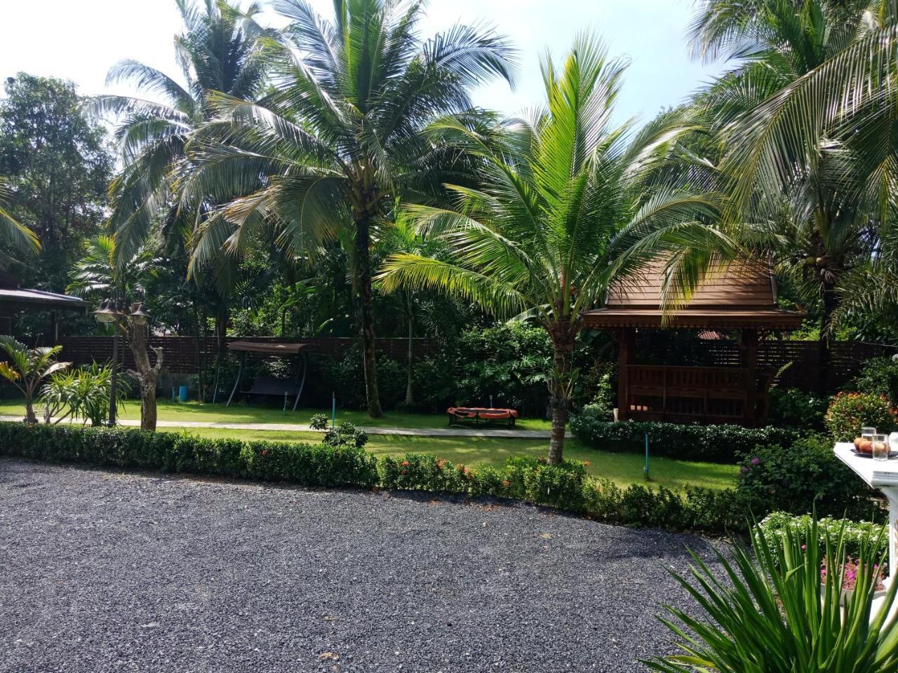 Happy Resort Phang Nga Natai Beach Exterior foto