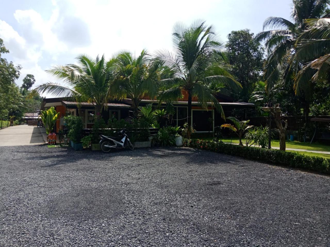 Happy Resort Phang Nga Natai Beach Exterior foto